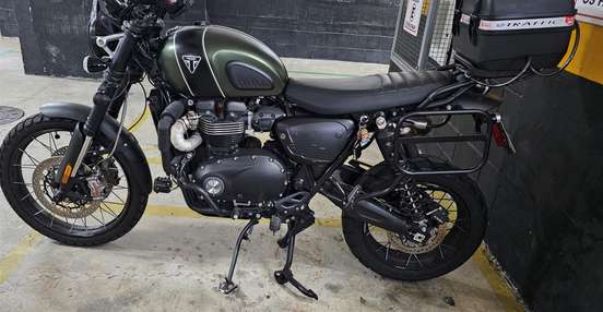 TRIUMPH-SCRAMBLER 1200 XE-2023