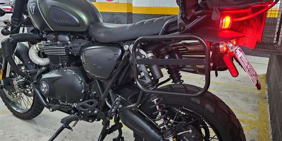 TRIUMPH-SCRAMBLER 1200 XE-2023