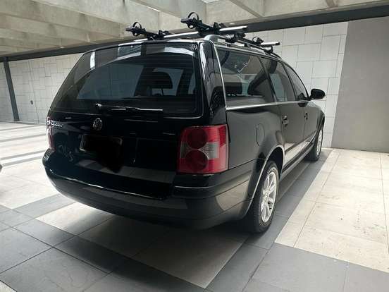 VOLKSWAGEN-PASSAT-1.8 VARIANT 20V TURBO GASOLINA 4P AUTOMÁTICO VOLKSWAGEN-PASSAT-2004