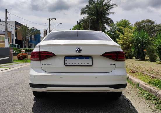 VOLKSWAGEN-VIRTUS-2021