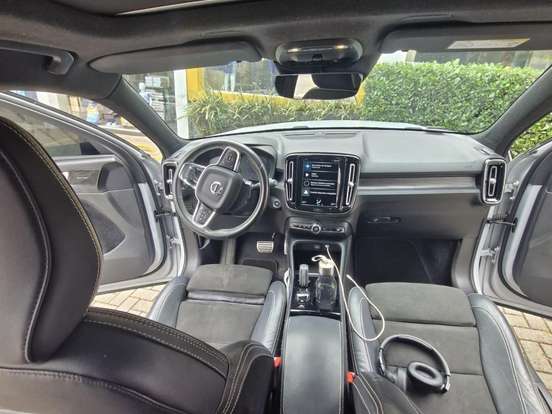 VOLVO-XC40-1.5 T5 RECHARGE R-DESIGN GEARTRONIC VOLVO-XC40-2020