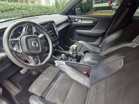VOLVO-XC40-1.5 T5 RECHARGE R-DESIGN GEARTRONIC VOLVO-XC40-2020
