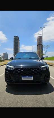 AUDI-Q5-2021