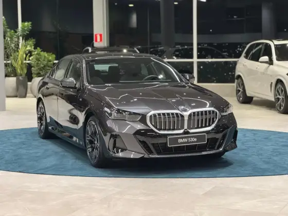 BMW 530e 2.0 TWINPOWER PHEV M SPORT AUTOMÁTICO BMW 530e 2.0 TWINPOWER PHEV M SPORT AUTOMÁTICO