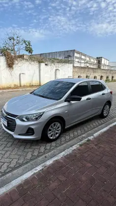 CHEVROLET ONIX 1.0 TURBO FLEX AUTOMÁTICO CHEVROLET ONIX 1.0 TURBO FLEX AUTOMÁTICO