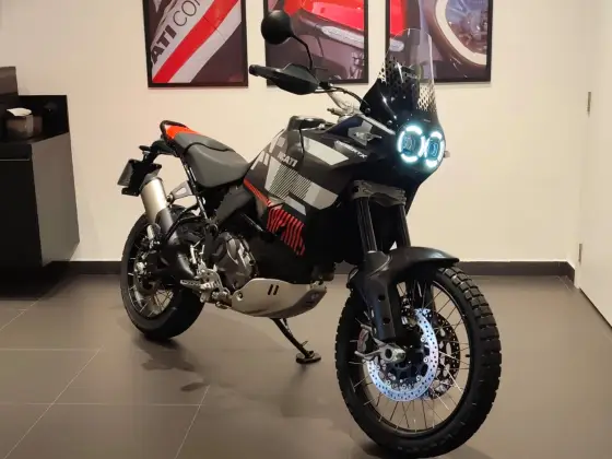 DUCATI DESERT X DUCATI DESERT X
