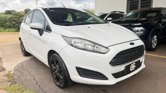 FORD FIESTA 1.6 TITANIUM HATCH 16V FLEX 4P MANUAL