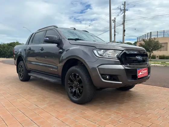 FORD RANGER 3.2 LIMITED 4X4 CD 20V DIESEL 4P AUTOMÁTICO