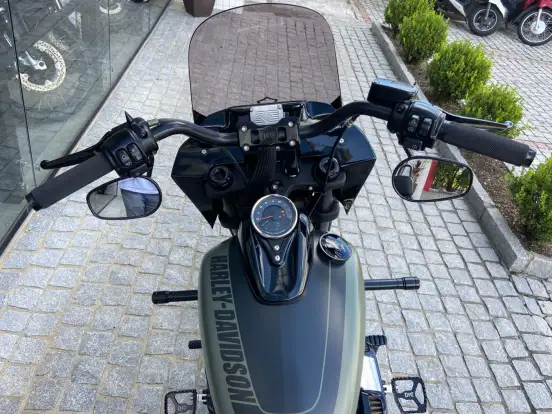 HARLEY-DAVIDSON-SOFTAIL FAT BOB 114-2021