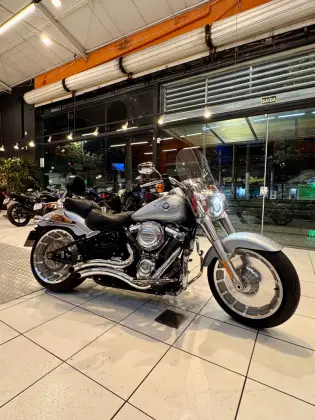 HARLEY-DAVIDSON SOFTAIL FAT BOY 