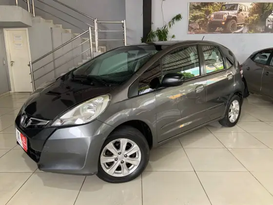 HONDA FIT 1.4 LX 16V FLEX 4P AUTOMÁTICO