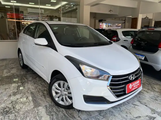 HYUNDAI HB20S 1.6 COMFORT PLUS 16V FLEX 4P AUTOMÁTICO HYUNDAI HB20S 1.6 COMFORT PLUS 16V FLEX 4P AUTOMÁTICO