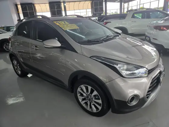 HYUNDAI HB20X 1.6 16V STYLE FLEX 4P AUTOMÁTICO