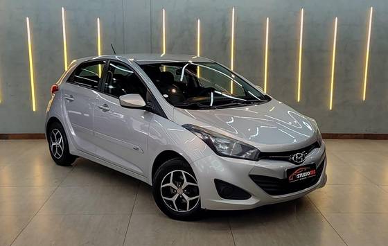 HYUNDAI HB20 1.6 COMFORT PLUS 16V FLEX 4P AUTOMÁTICO