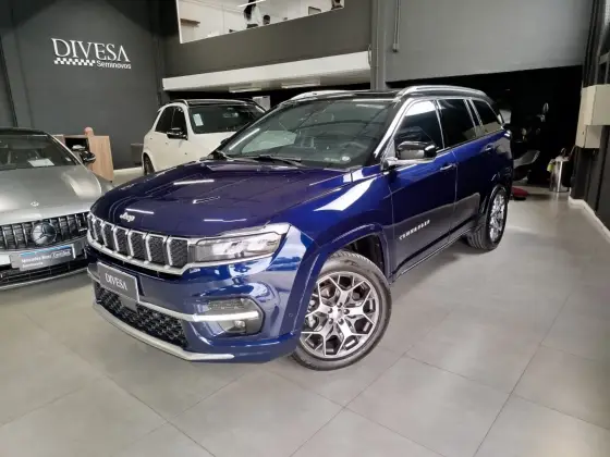 JEEP COMMANDER 1.3 T270 TURBO FLEX OVERLAND AT6 JEEP COMMANDER 1.3 T270 TURBO FLEX OVERLAND AT6