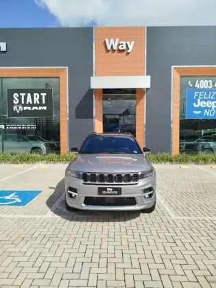 JEEP COMMANDER 2.0 HURRICANE 4 TURBO GASOLINA OVERLAND AT9