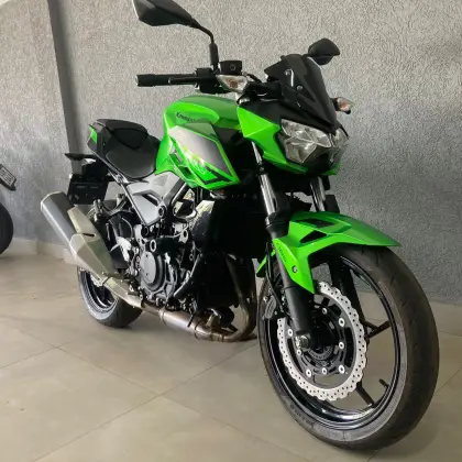 KAWASAKI Z400 
