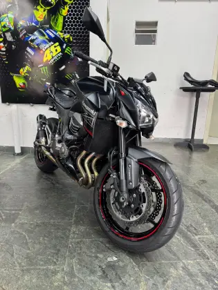 KAWASAKI Z800 