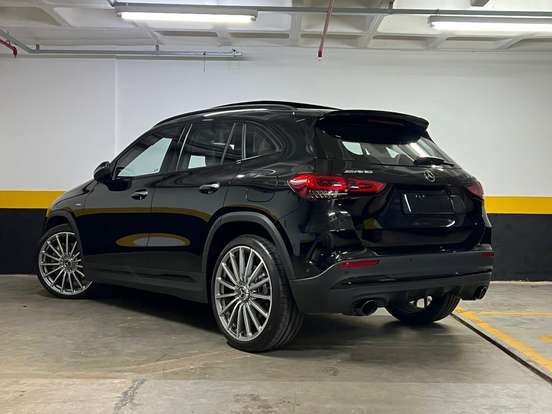 MERCEDES-BENZ-GLA 35 AMG-2022