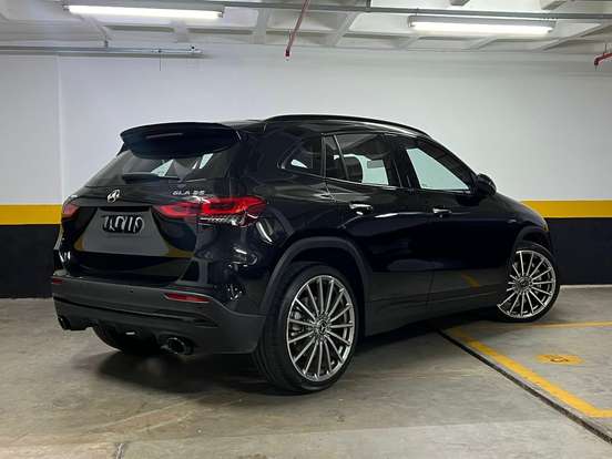 MERCEDES-BENZ-GLA 35 AMG-2022