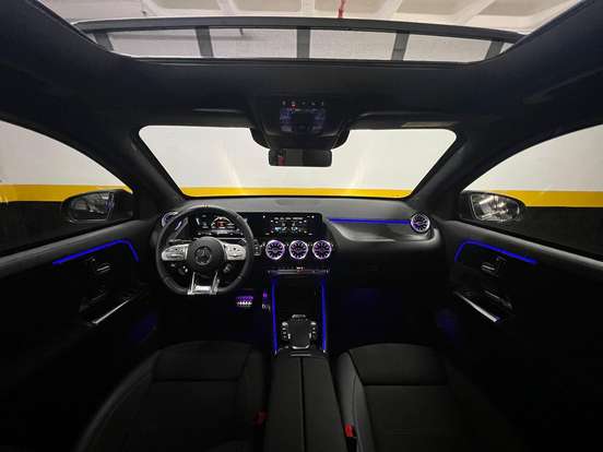 MERCEDES-BENZ-GLA 35 AMG-2022