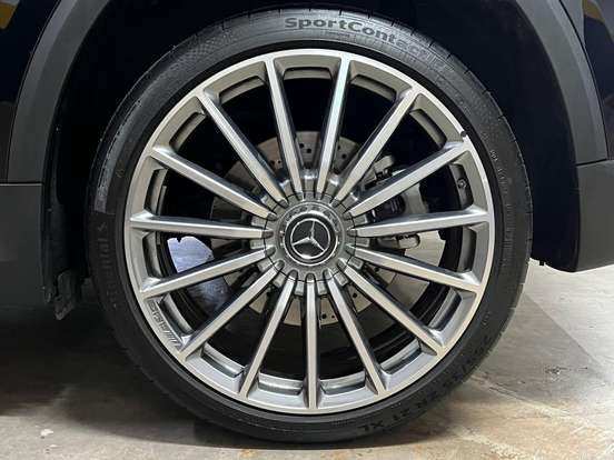 MERCEDES-BENZ-GLA 35 AMG-2022