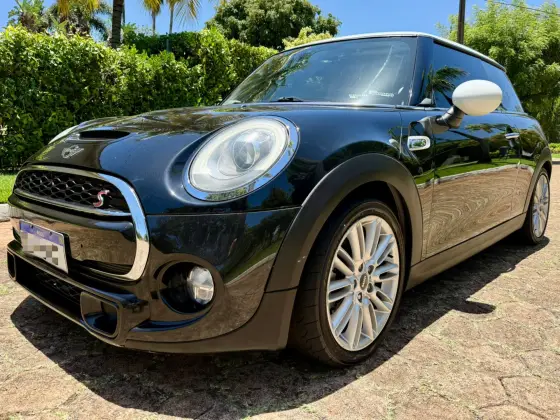 MINI COOPER 2.0 S EXCLUSIVE 16V TURBO GASOLINA 2P AUTOMÁTICO
