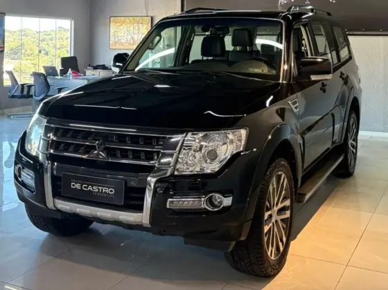 MITSUBISHI PAJERO FULL 3.2 HPE 4X4 16V TURBO INTERCOOLER DIESEL 4P AUTOMÁTICO