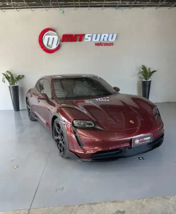 PORSCHE TAYCAN TURBO ELÉTRICO