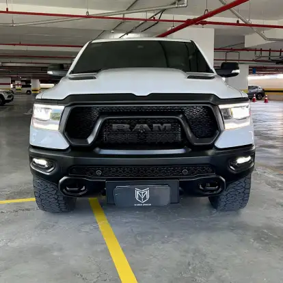 RAM-1500-5.7 V8 GASOLINA REBEL CD 4X4 AUTOMÁTICO RAM-1500-2022