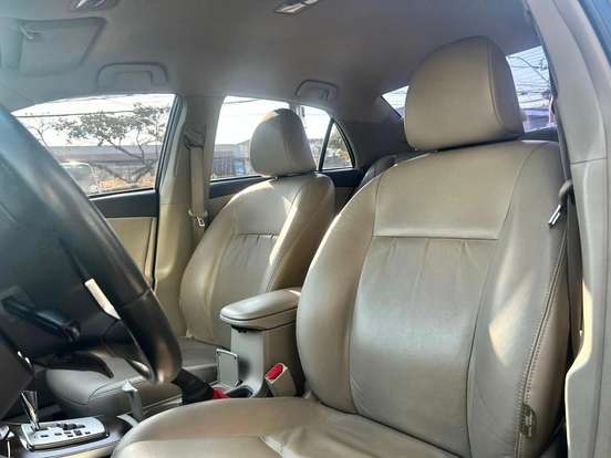 TOYOTA-COROLLA-2.0 ALTIS 16V FLEX 4P AUTOMÁTICO TOYOTA-COROLLA-2011