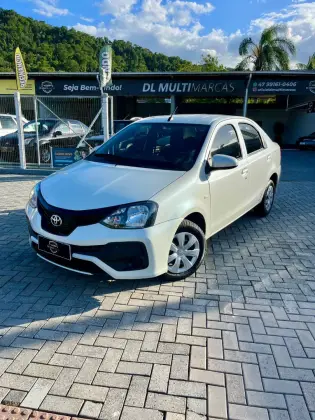 TOYOTA ETIOS 1.5 X SEDAN 16V FLEX 4P AUTOMÁTICO
