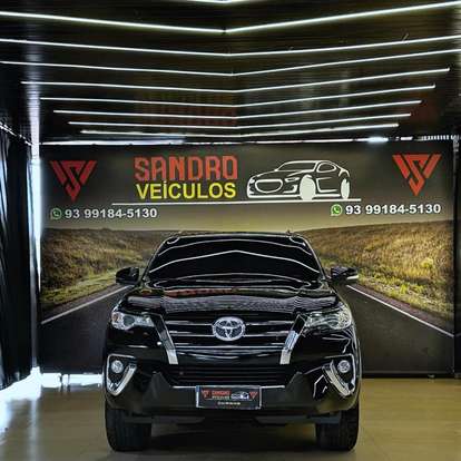 TOYOTA-HILUX SW4-2018