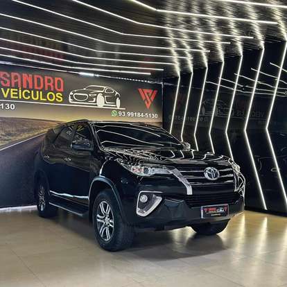 TOYOTA-HILUX SW4-2018