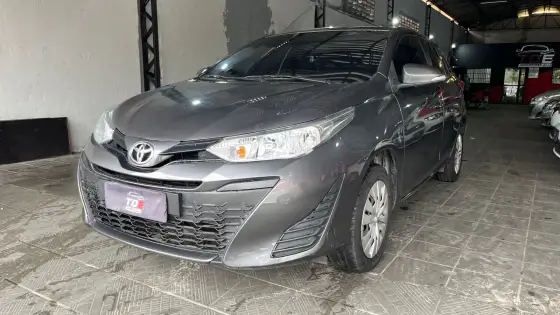 TOYOTA YARIS 1.3 16V FLEX XL LIVE MULTIDRIVE TOYOTA YARIS 1.3 16V FLEX XL LIVE MULTIDRIVE