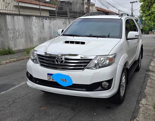 TOYOTA HILUX SW4 3.0 SRV 4X4 7 LUGARES 16V TURBO INTERCOOLER DIESEL 4P AUTOMÁTICO
