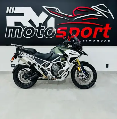 TRIUMPH TIGER 1200 RALLY EXPLORER 