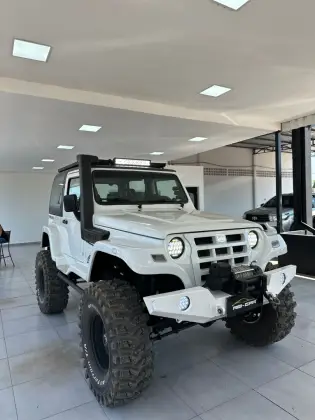 TROLLER T4 3.0 TETO DE LONA 16V TURBO ELETRONIC DIESEL 2P MANUAL