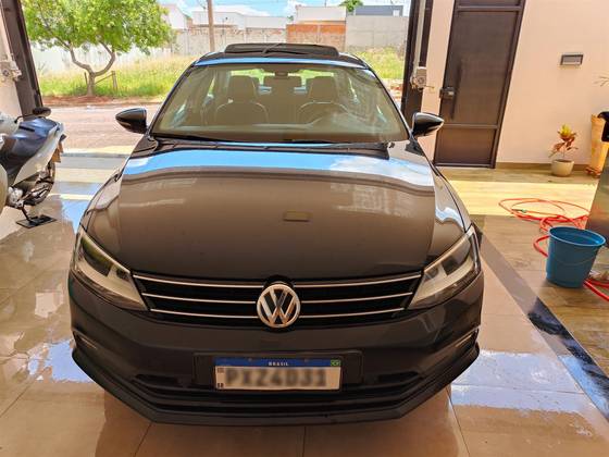 VOLKSWAGEN JETTA 2016 2.0 TSI HIGHLINE 211 HP GASOLINE 4-DOOR TIPTRONIC