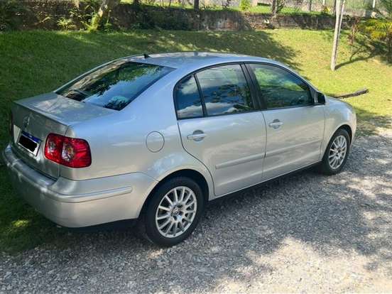 VOLKSWAGEN-POLO SEDAN-2.0 MI COMFORTLINE 8V FLEX 4P MANUAL VOLKSWAGEN-POLO SEDAN-2009