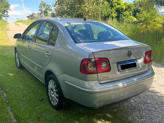 VOLKSWAGEN-POLO SEDAN-2.0 MI COMFORTLINE 8V FLEX 4P MANUAL VOLKSWAGEN-POLO SEDAN-2009