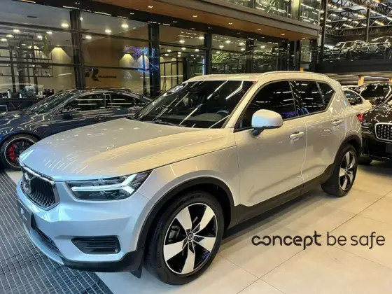 VOLVO XC40 2.0 T5 GASOLINA MOMENTUM AWD GEARTRONIC VOLVO XC40 2.0 T5 GASOLINA MOMENTUM AWD GEARTRONIC