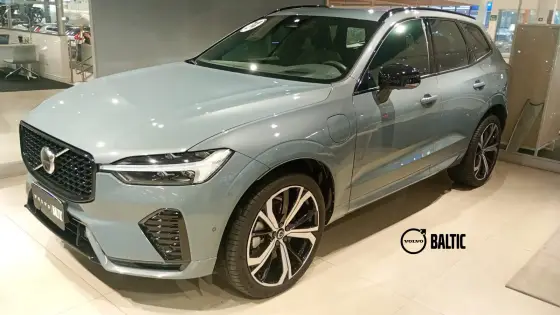 VOLVO XC60 2.0 T8 RECHARGE ULTIMATE DARK AWD GEARTRONIC