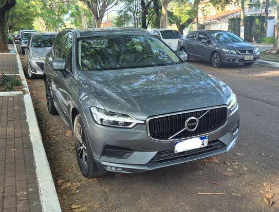 VOLVO-XC60-2.0 T5 GASOLINA MOMENTUM AWD GEARTRONIC VOLVO-XC60-2018