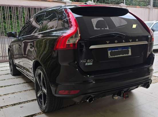 VOLVO-XC60-2.0 T5 R DESIGN TURBO GASOLINA 4P AUTOMÁTICO VOLVO-XC60-2015