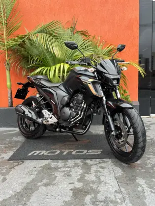YAMAHA FZ25 FAZER ABS 