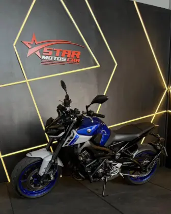 YAMAHA MT-09 