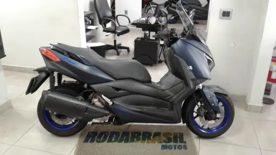 YAMAHA XMAX ABS 