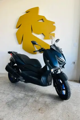 YAMAHA XMAX ABS 