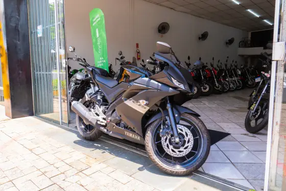 YAMAHA YZF R15 